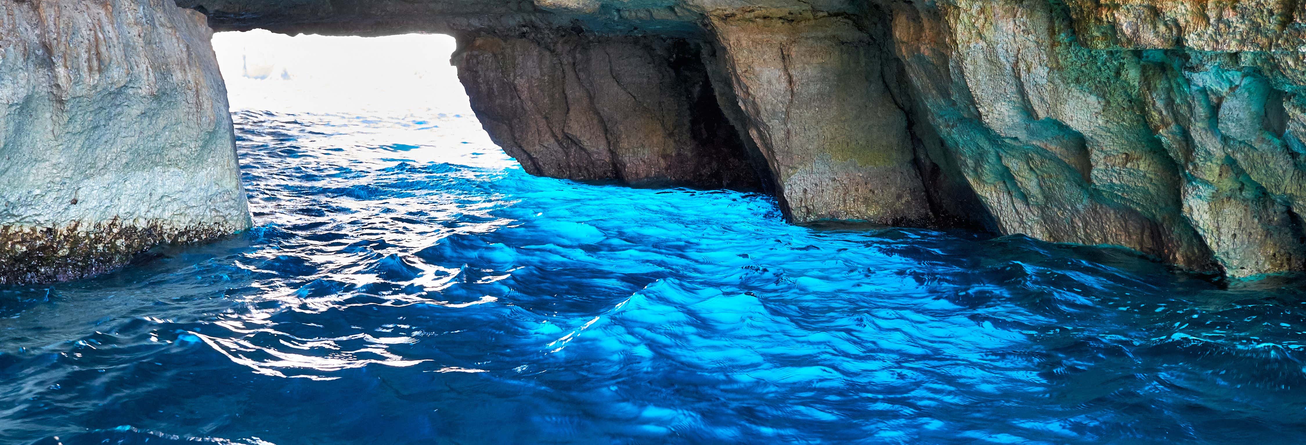 Escursione ai templi di Hagar Qim e a Blue Grotto