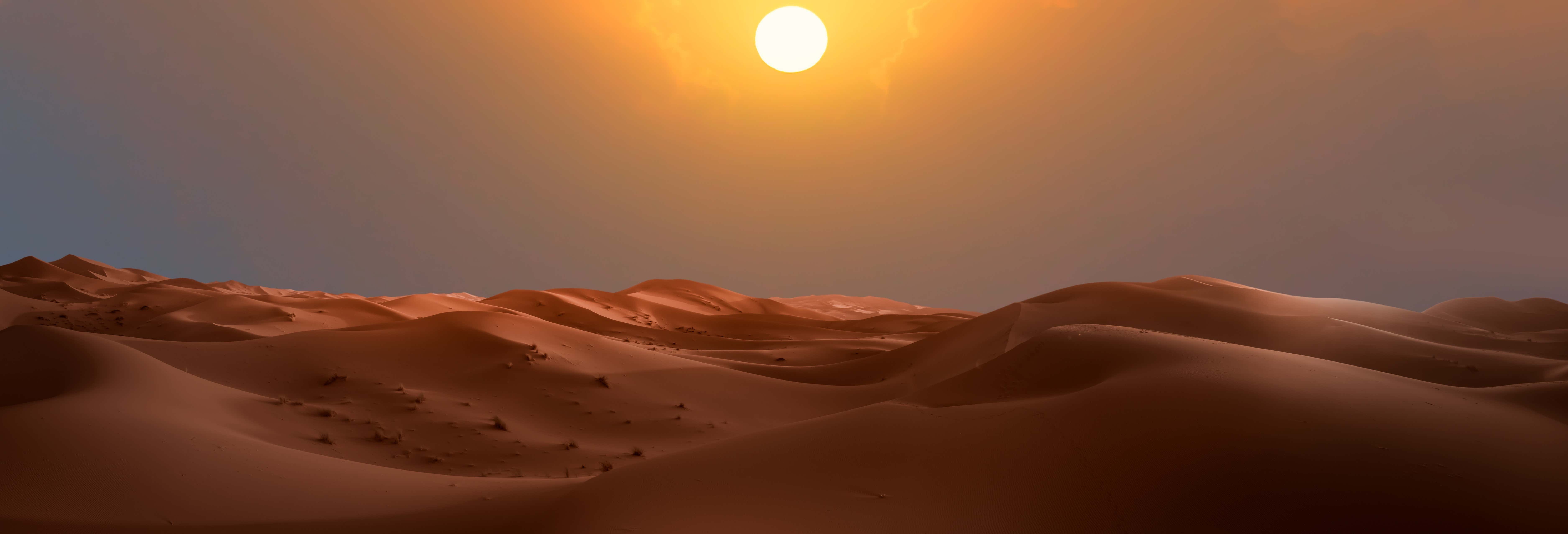 Alba o tramonto nel deserto di Merzouga