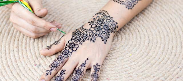 Laboratorio di henné a Merzouga