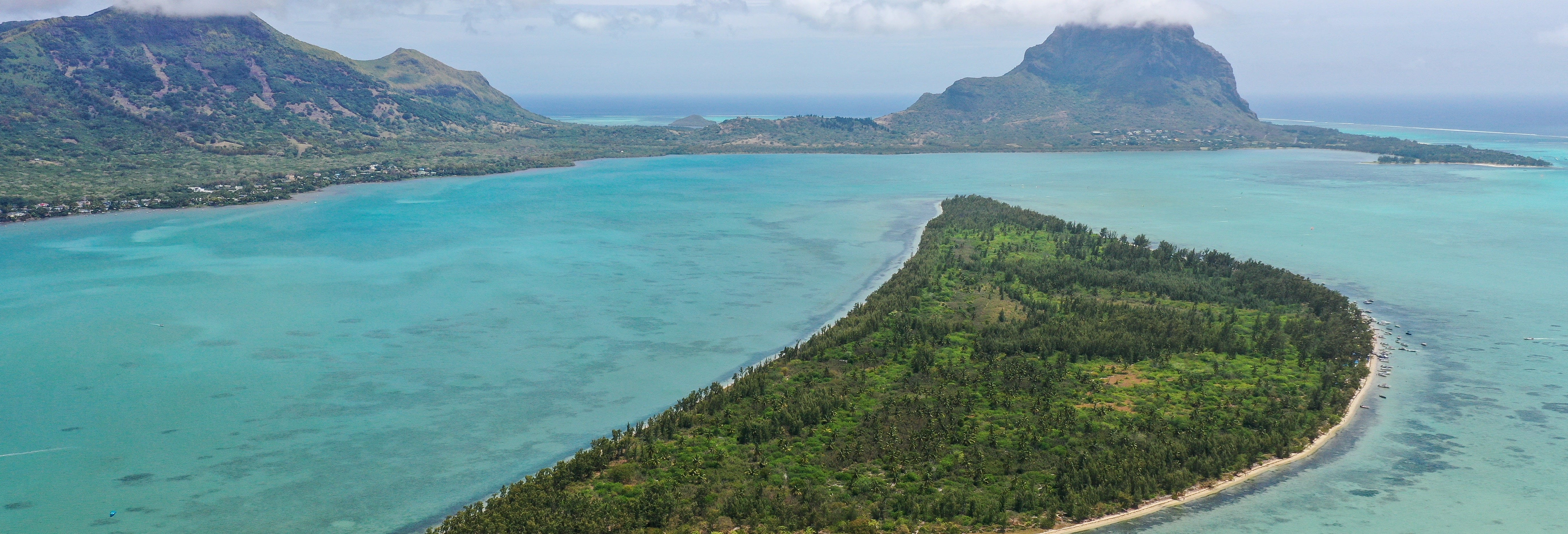 Benitiers Island & Le Morne Boat Trip