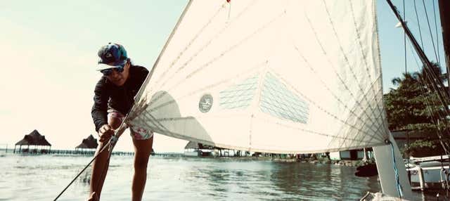 Corso privato di vela nella laguna Bacalar