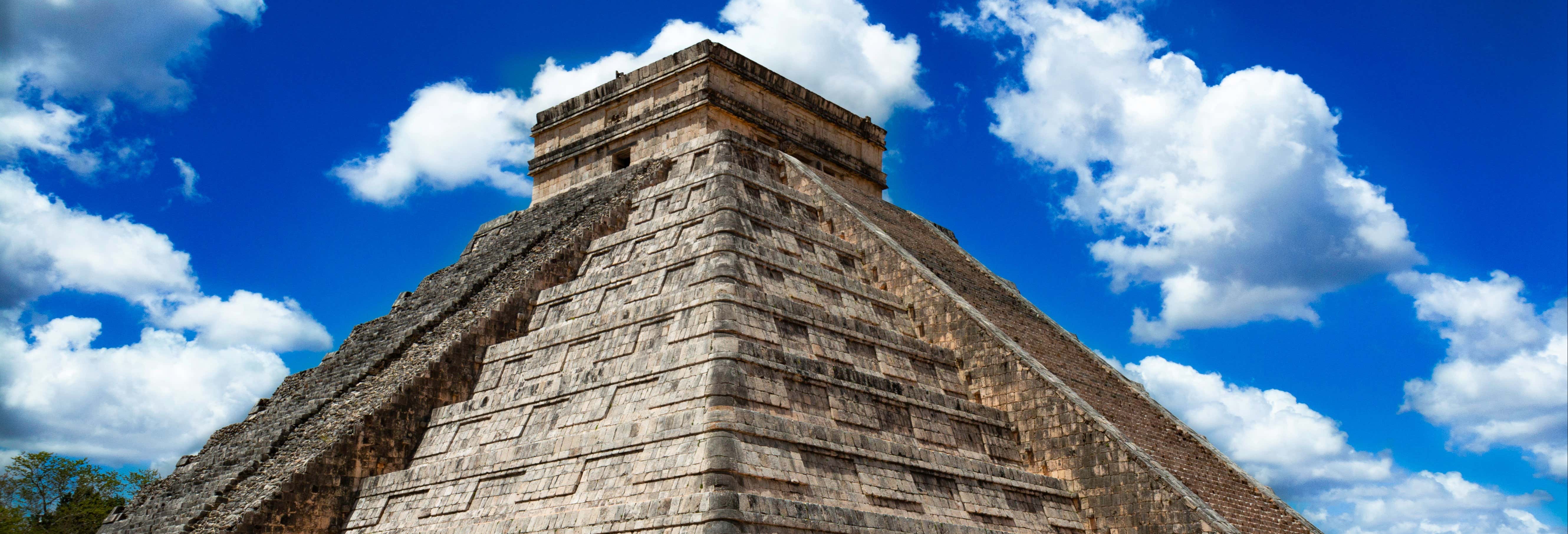 Excursão a Chichén Itzá e cenote Chichikan
