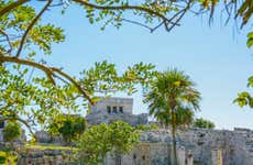 Excursão a Tulum e Akumal + Snorkel em cenote maia