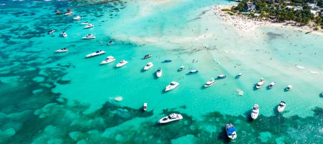 Festa em uma praia da Isla Mujeres