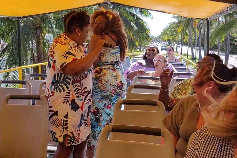 Imagen de Autobús de fiesta por Cancún