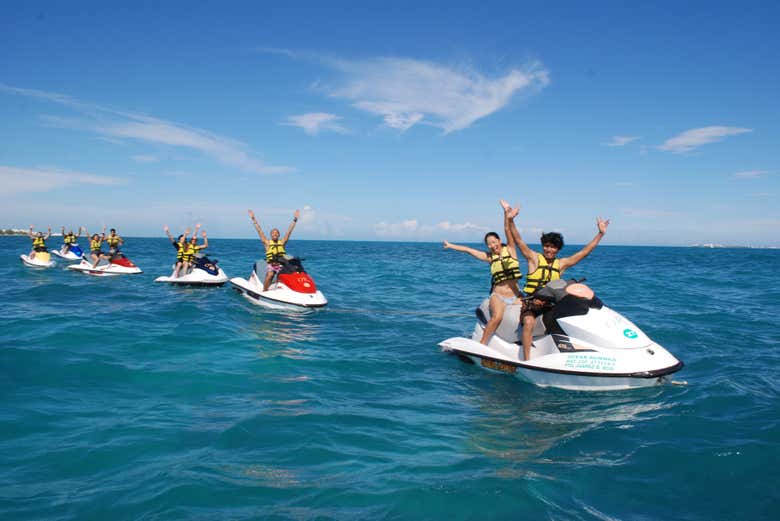 Snorkel y tour en moto de agua por Cancún