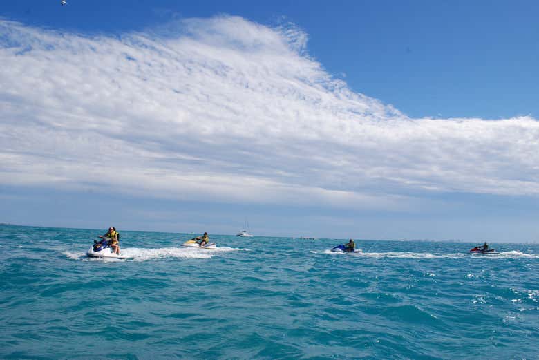 Snorkel y tour en moto de agua por Cancún