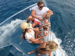 Paseo en barco transparente por Cancún