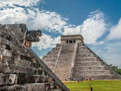 Entrada a Chichén Itzá sin colas