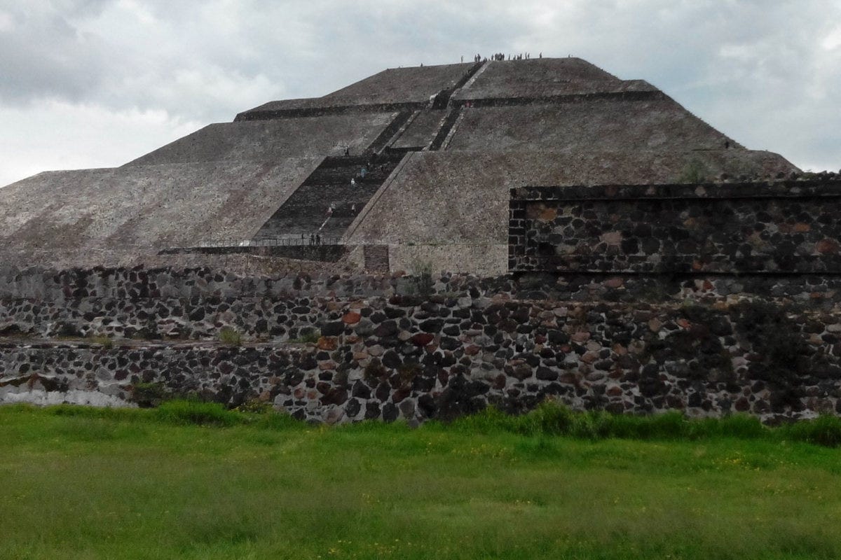 Teotihuacán, Basílica de Guadalupe y Tlatelolco