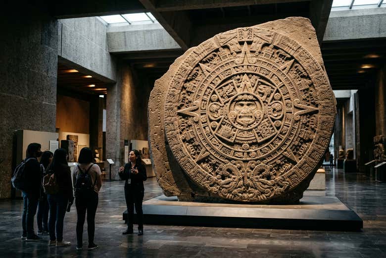 Visita guiada por el Museo Nacional de Antropología
