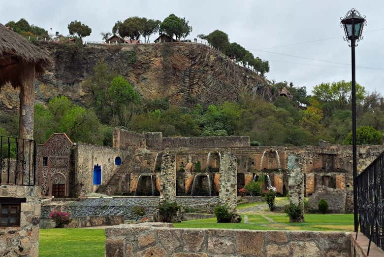 Tour de 2 días por los Pueblos Mágicos de Hidalgo + Grutas de Tolantongo