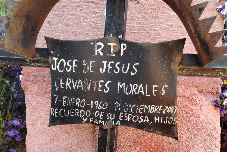 Tour del Día de Muertos por Teotihuacán en bicicleta