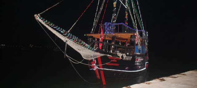 Crociera in nave pirata con cena e spettacolo