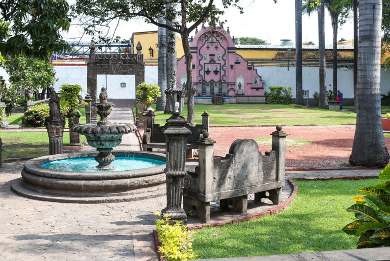 Visita a la destilería Casa Sauza + Espectáculo de ballet folklórico