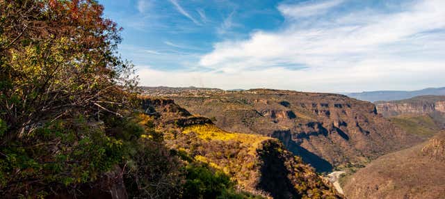 Senderismo por la Barranca de Huentitán