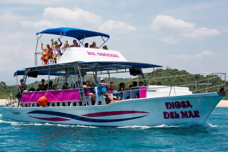 Paseo en barco por las bahías de Huatulco