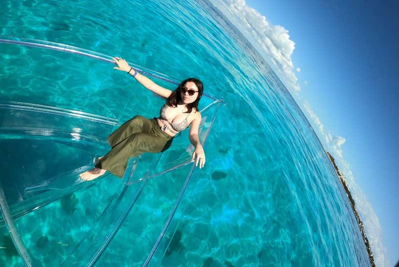 Isla Mujeres Transparent Boat Tour