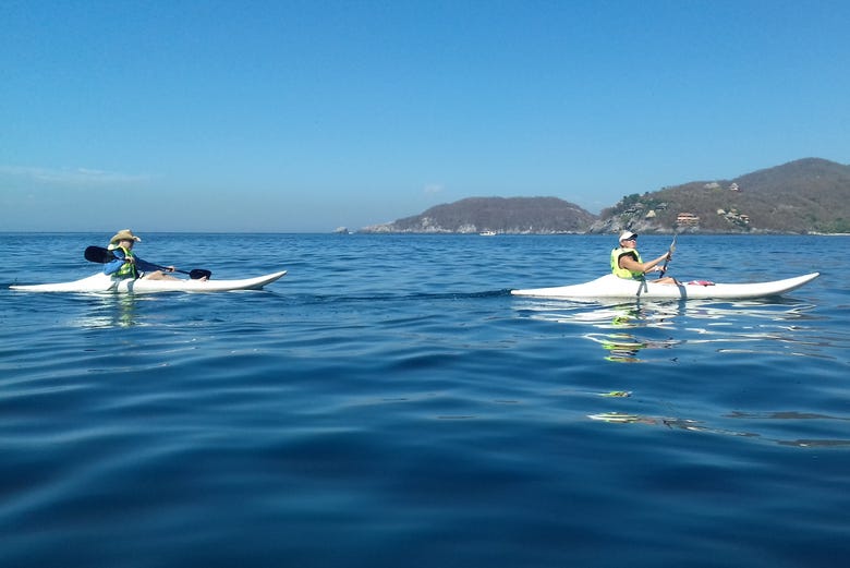 Kayak y snorkel en la bahía de Zihuatanejo