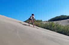 Sandboarding en la playa de El Mogote