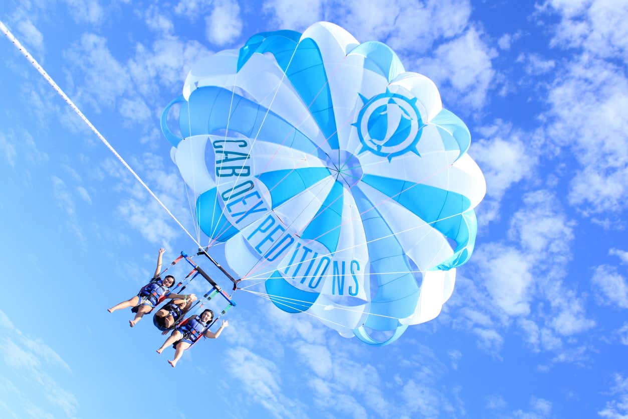 Parasailing en Los Cabos