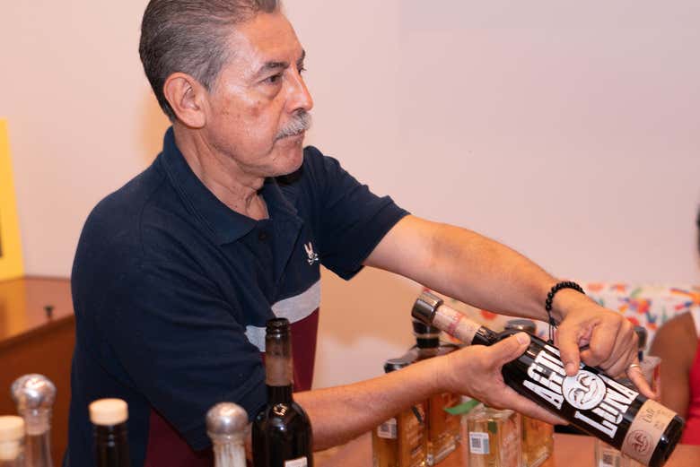 Clase de coctelería en Los Cabos