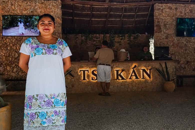 Excursión al santuario de Tsukán