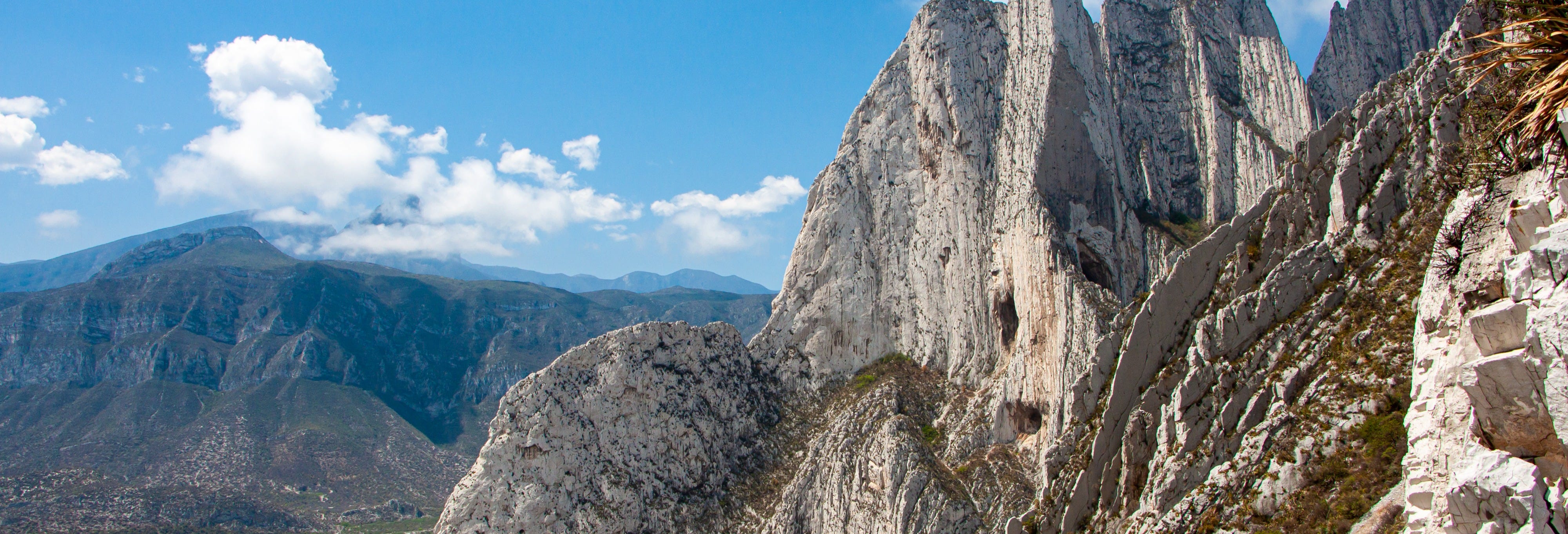 La Huasteca + Chipinque Park Tour