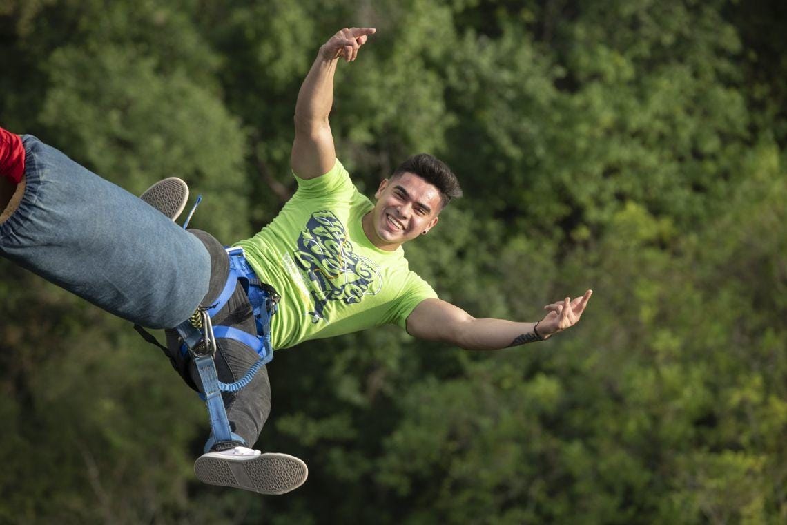 Bungee jumping en la Sierra de Santiago