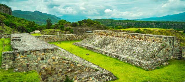 Tlacolula de Matamoros, San Jerónimo Tlacochahuaya e Yagul