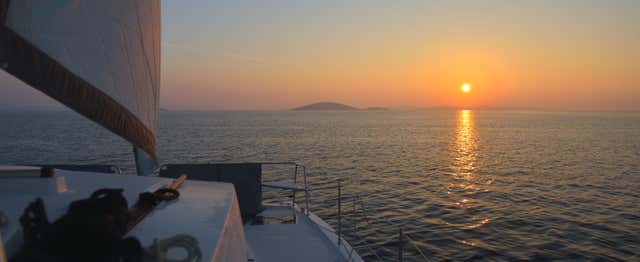 Balade en catamaran au coucher du soleil + Dîner à Punta Maroma