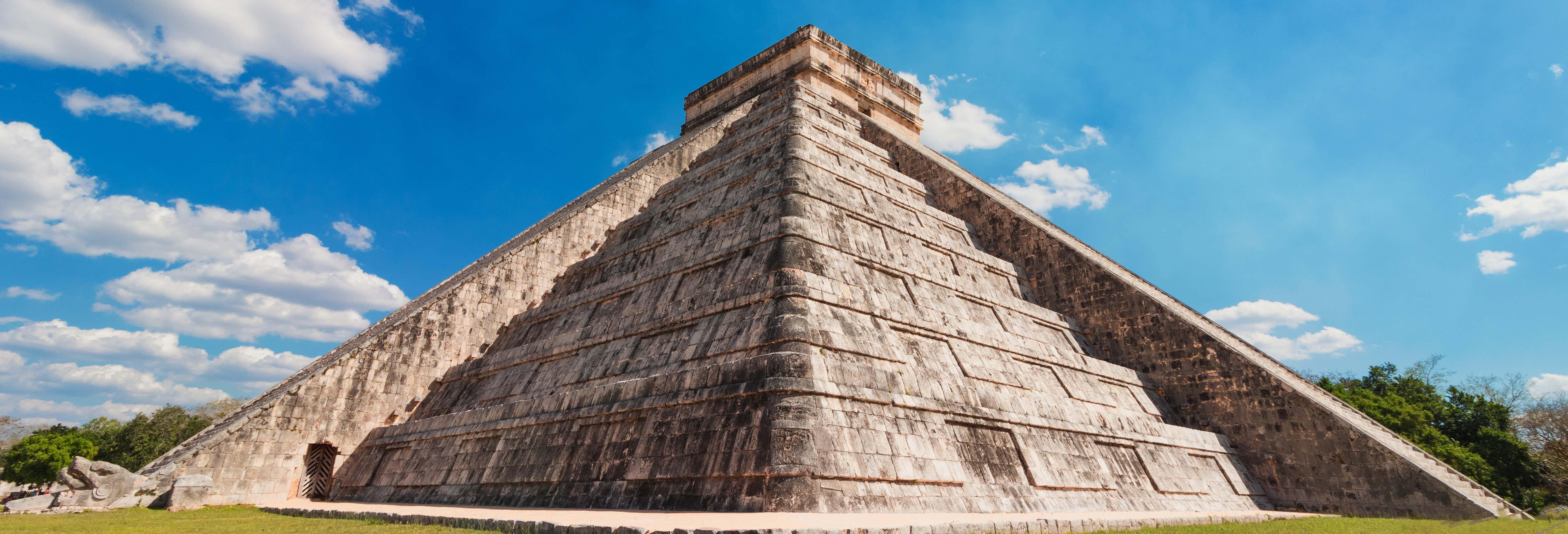 Excursão a Chichén Itzá e cenote Chichikan