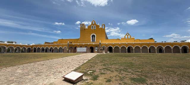 Escursione a Izamal ed Ek Balam