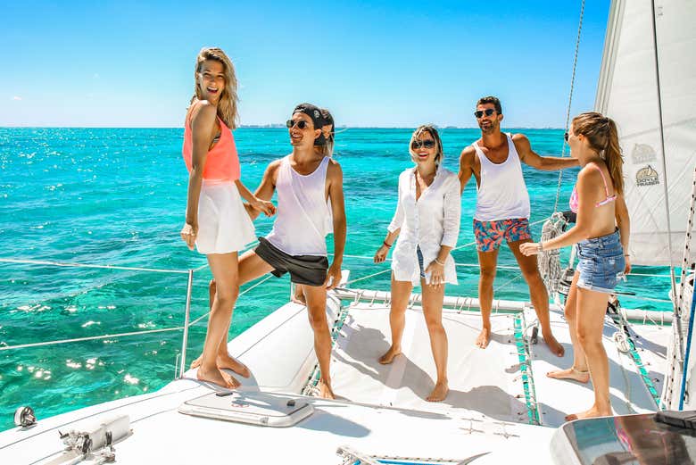 Isla Mujeres Private Boat Tour