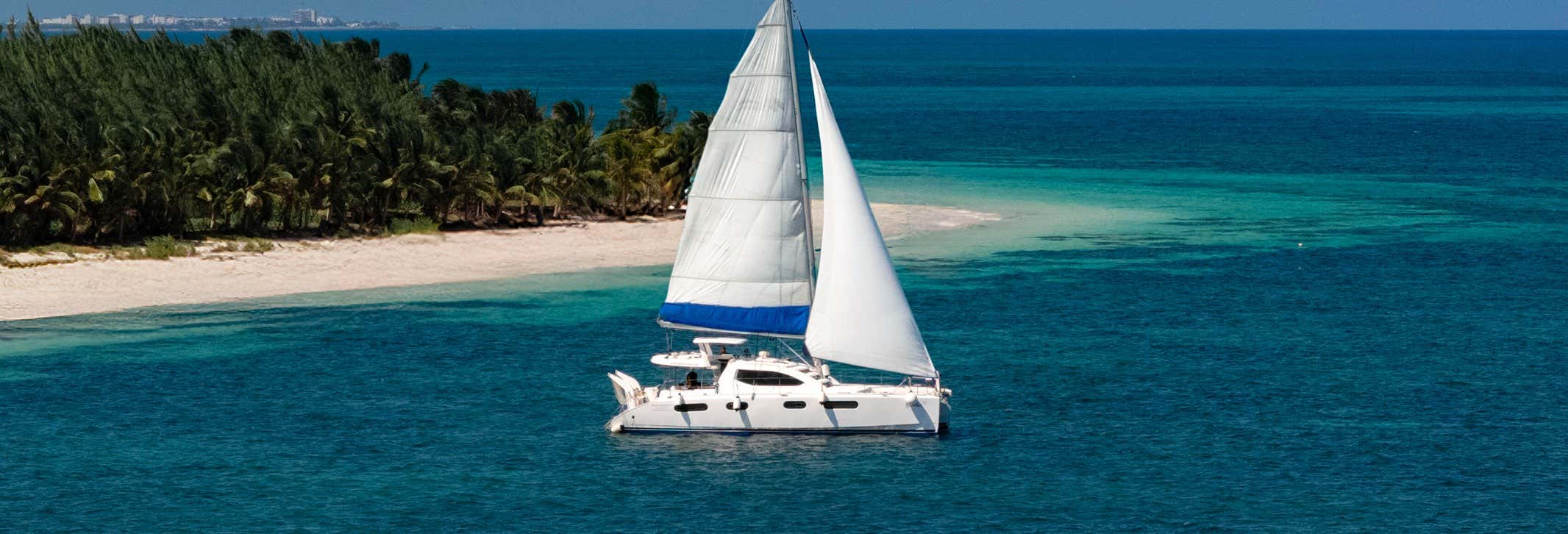 Paseo en catamarán por Puerto Morelos