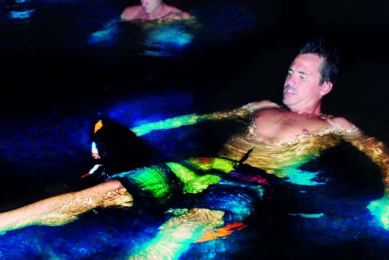 Experiencing bioluminescence up close - Experiencing bioluminescence up close