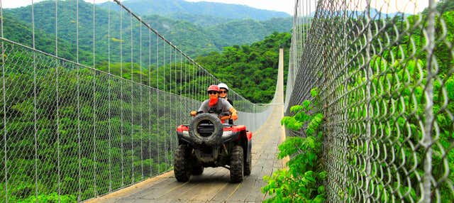 Tour sul Ponte Jorullo in quad + Zip line e cavalcata con mulo