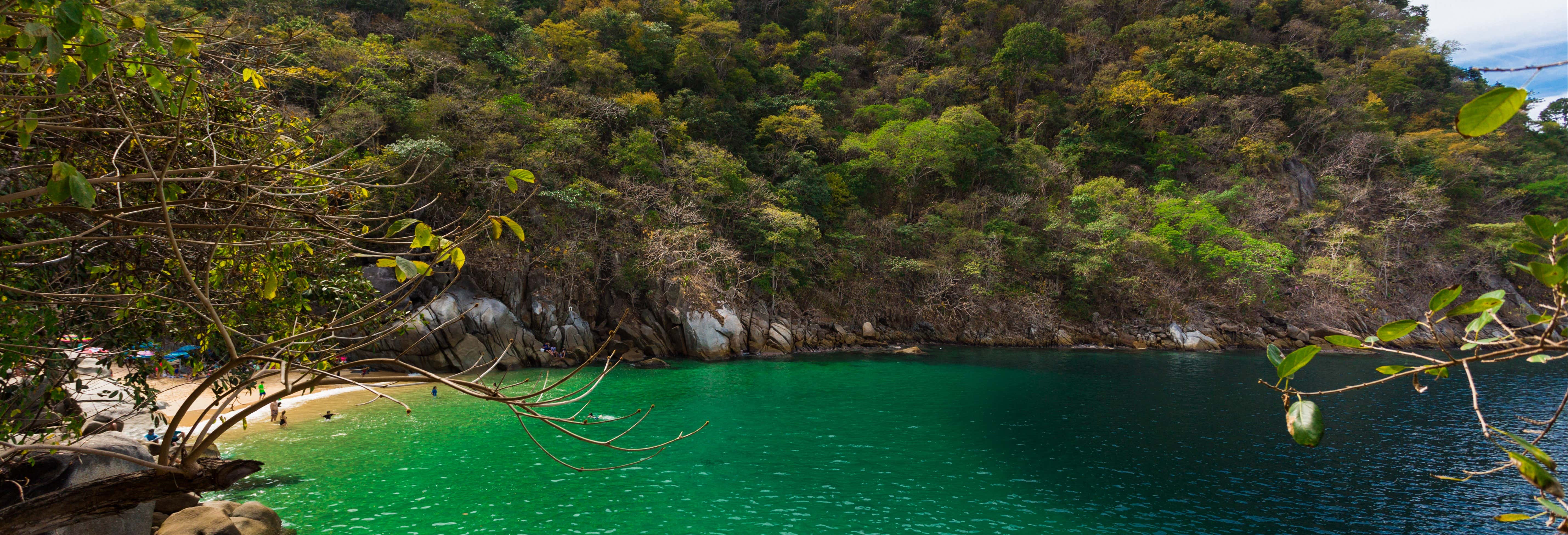 Hidden Beaches Hike + Snorkelling in Colomitos
