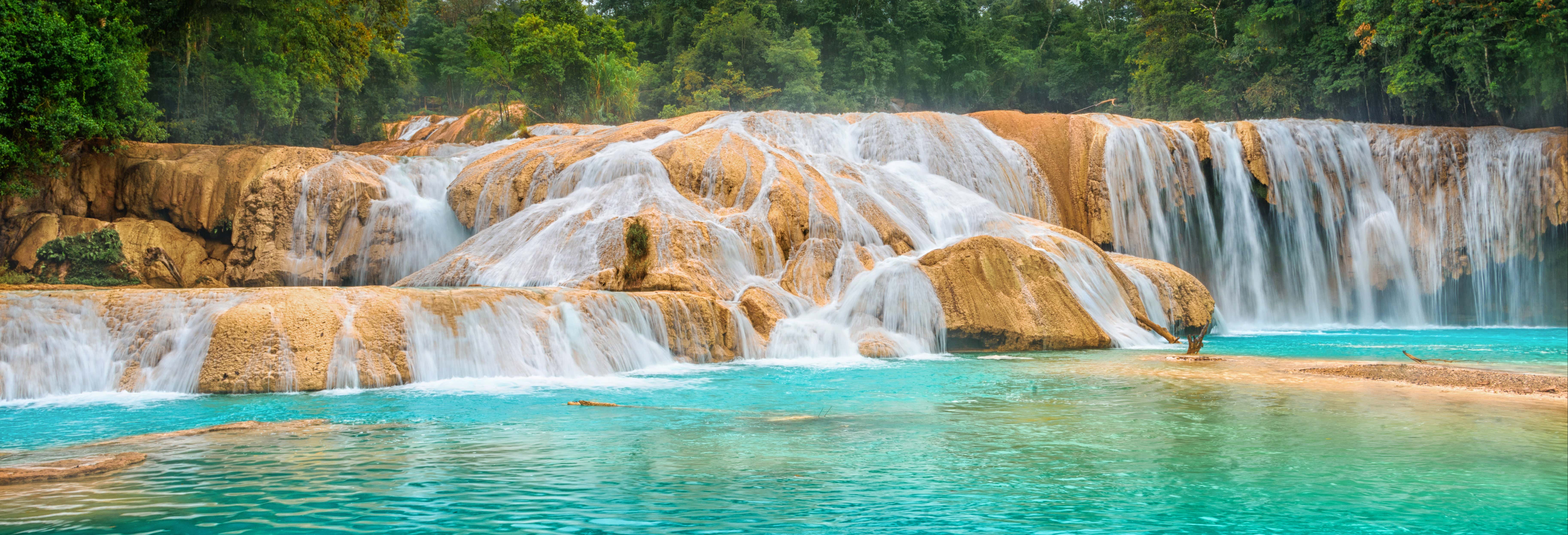 Escursione ad Agua Azul, Misol-Há e Palenque