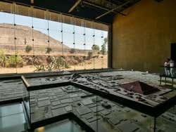Entrada a la zona arqueológica de Teotihuacán sin colas
