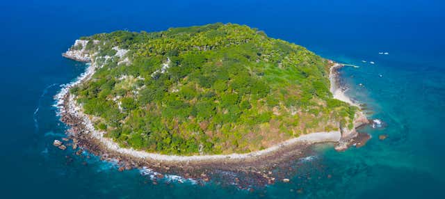 Escursione a Compostela + Snorkeling all'Isla del Coral