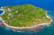 Excursión a Compostela + Snorkel en la isla del Coral