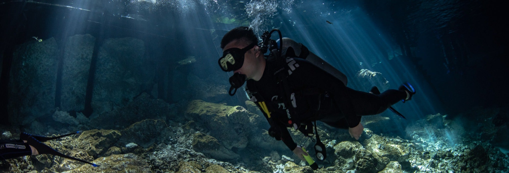 Cenote Dos Ojos Scuba Diving