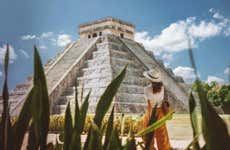 Chichén Itzá & Chichikan Day Trip