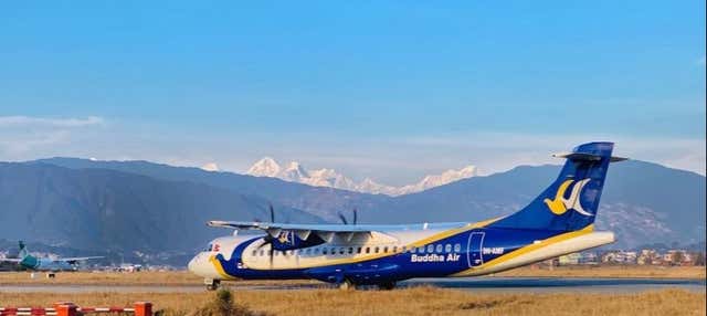 Giro in aeroplano sull'Himalaya