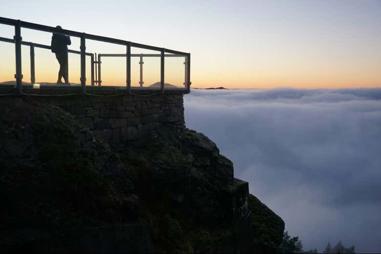 Mount Fløyen + Rundemanen Private Hiking Tour