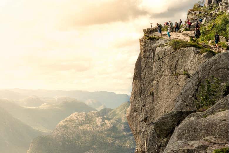Preikestolen Hiking Activity