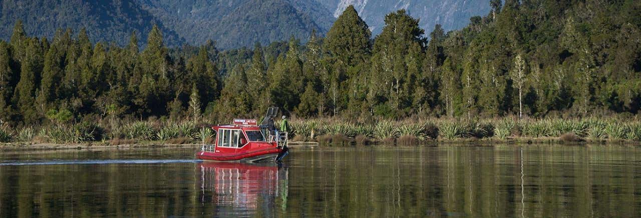 Lake Mapourika Scenic Cruise