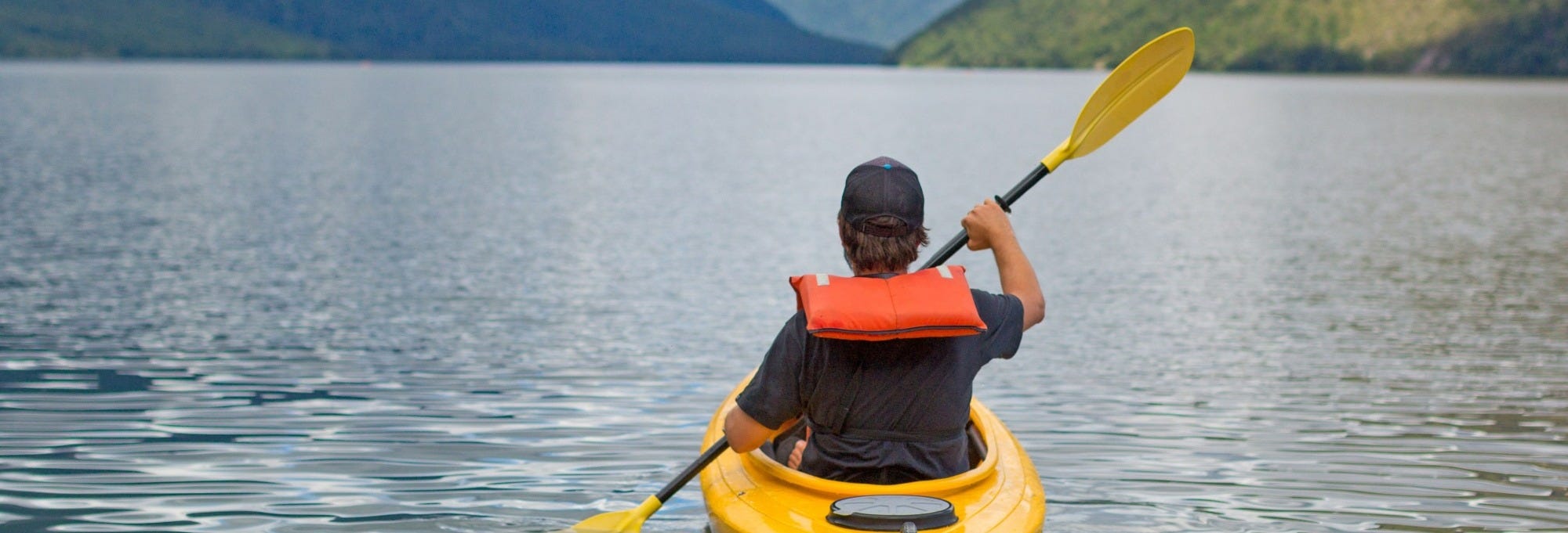 Lake Rotoiti Kayak Tour + Geothermal Pools