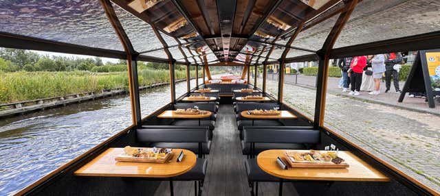 Giro in barca a Giethoorn